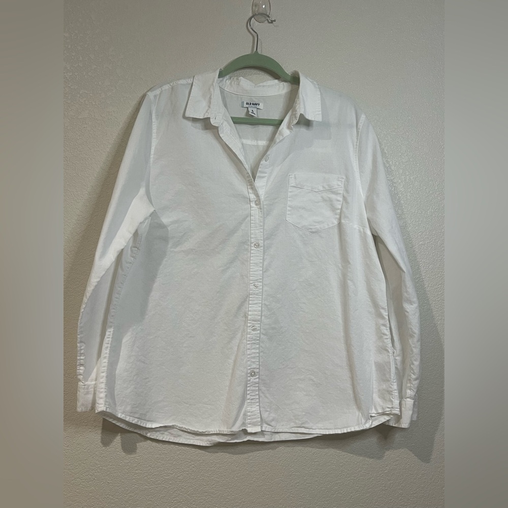 Old Navy Classic Button-Down Shirt
